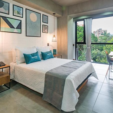 Loft 32 Medellin Living Aparthotel Buitenkant foto